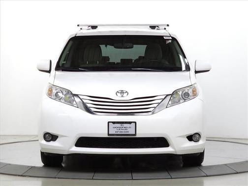 2015 Toyota Sienna LE