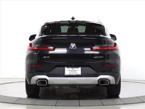 2022 BMW X4 xDrive30i