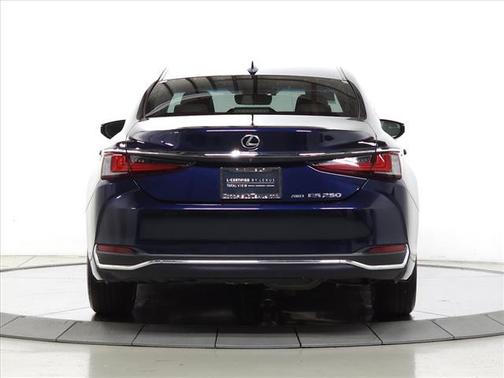 2021 Lexus ES 250 Base