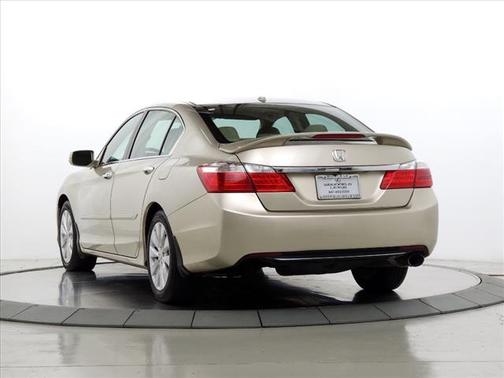 Photo 5 of 34 of 2014 Honda Accord EX-L