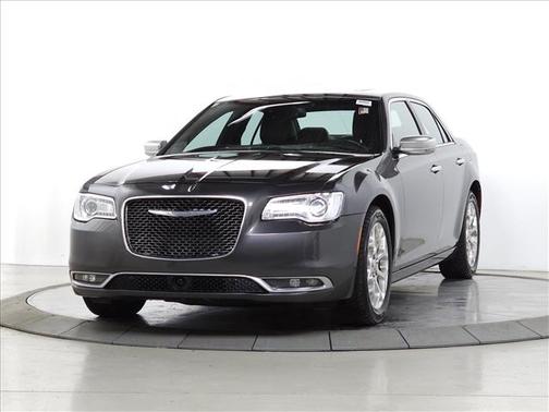 2016 Chrysler 300C Platinum