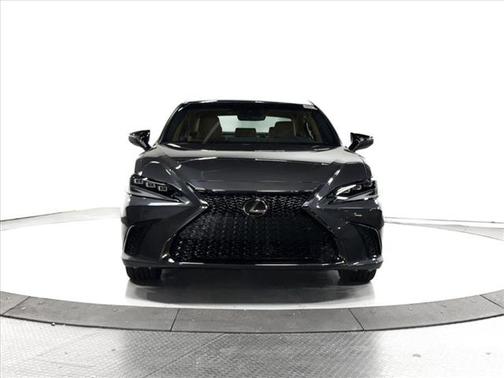 2025 Lexus ES 300h F SPORT Design