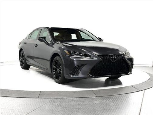 2025 Lexus ES 300h F SPORT Design