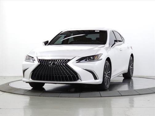 2024 Lexus ES 250 Base