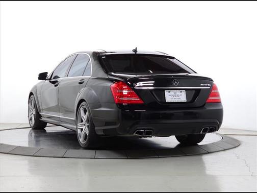 2011 Mercedes-Benz S-Class S 63 AMG