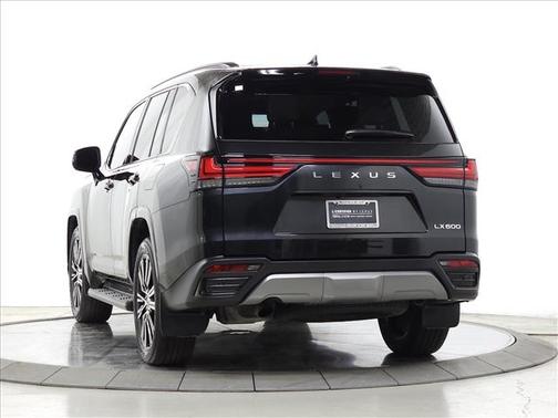 2023 Lexus LX 600 Luxury