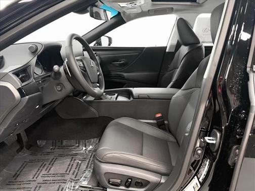 2025 Lexus ES 350 Base