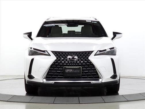 2025 Lexus UX 300h Premium