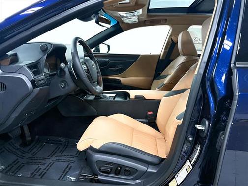 2025 Lexus ES 350 Ultra Luxury