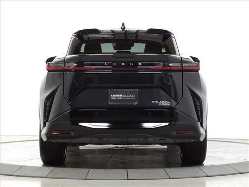 2023 Lexus RZ 450e Luxury