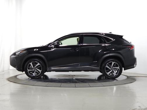Caviar 2020 Lexus NX 300h Base