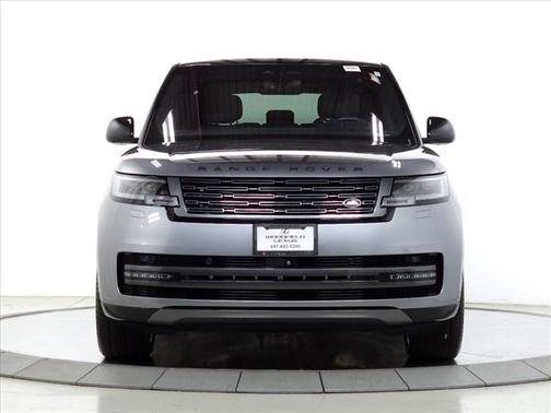2023 Land Rover Range Rover P530 SE