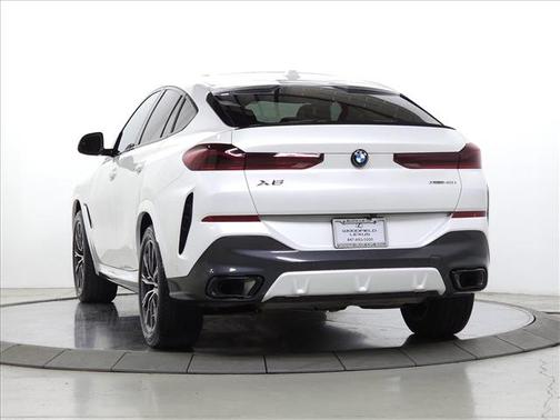 2025 BMW X6 xDrive40i