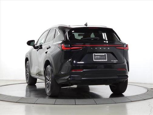 2022 Lexus NX 350h Premium