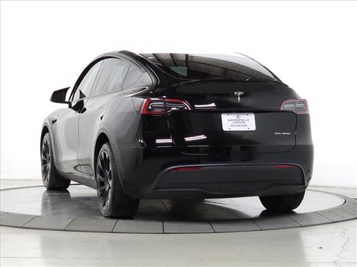 2025 Tesla Model Y Long Range Dual Motor All-Wheel Drive