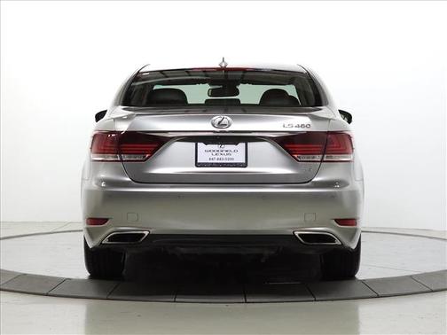 Atomic 2017 Lexus LS 460 Base