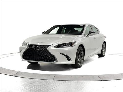 2025 Lexus ES 300h Ultra Luxury