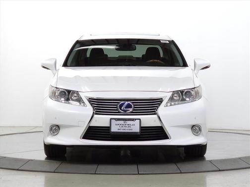 2015 Lexus ES 300h Base