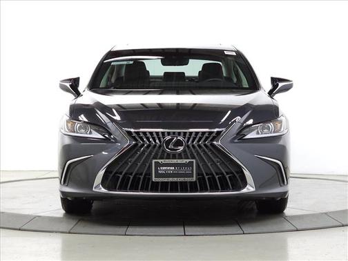 2025 Lexus ES 300h F SPORT Design