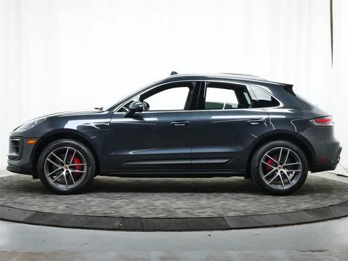 2023 Porsche Macan S