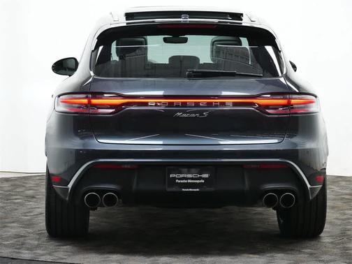 2023 Porsche Macan S