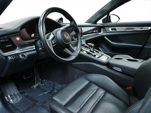 2021 Porsche Panamera E-Hybrid Sport Turismo Turbo S