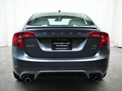 2016 Volvo S60 T6 Drive-E R-Design