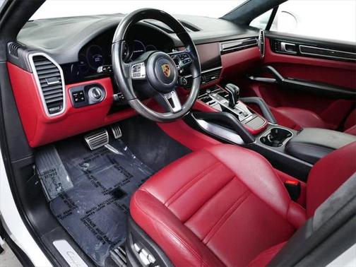 2021 Porsche Cayenne Turbo
