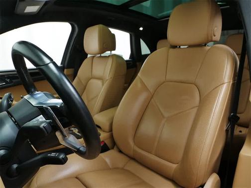 2018 Porsche Macan AWD