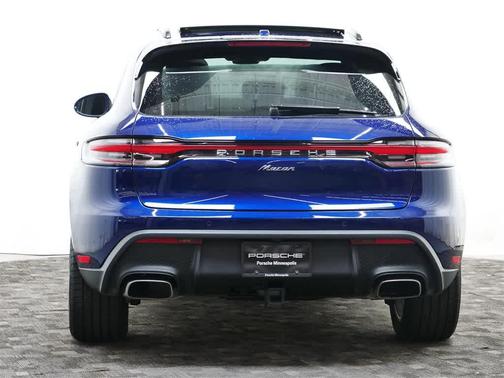 2025 Porsche Macan AWD