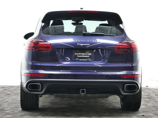 2018 Porsche Cayenne Platinum Edition