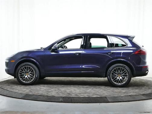 2018 Porsche Cayenne Platinum Edition