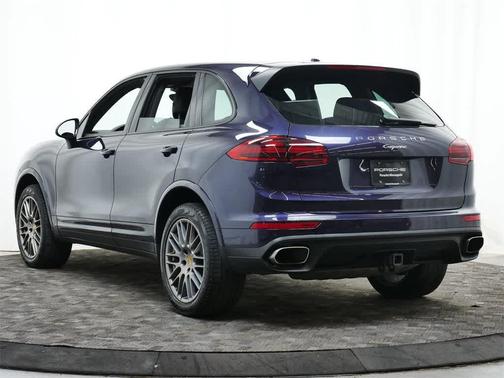 2018 Porsche Cayenne Platinum Edition