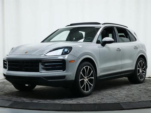 2025 Porsche Cayenne AWD