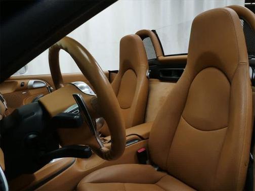 2011 Porsche Boxster 2dr Roadster
