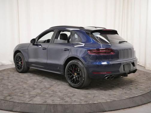 2017 Porsche Macan Macan GTS