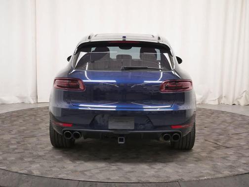 2017 Porsche Macan Macan GTS