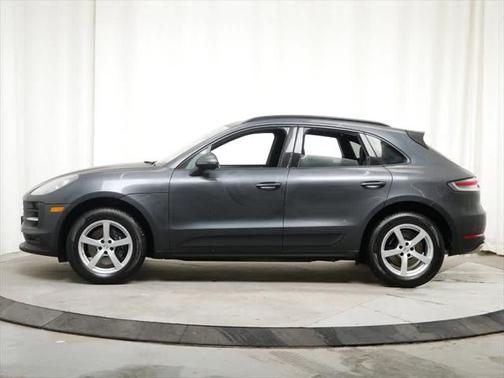 2021 Porsche Macan Base