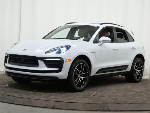 2023 Porsche Macan T