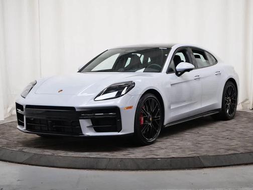 Ice Grey Metallic 2026 Porsche Panamera GTS