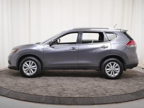 Gun Metallic 2016 Nissan Rogue SV