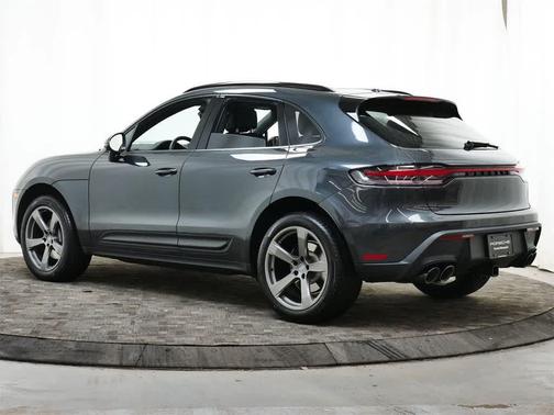 2023 Porsche Macan T