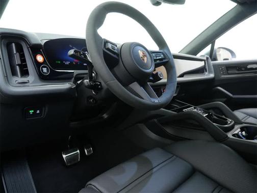 2026 Porsche Cayenne GTS