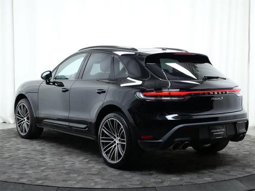 2024 Porsche Macan S