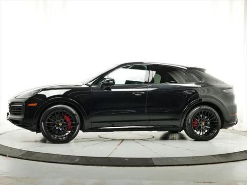 2021 Porsche Cayenne GTS