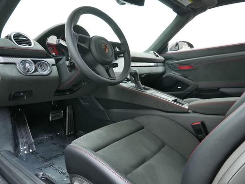 2025 Porsche 718 Spyder RS