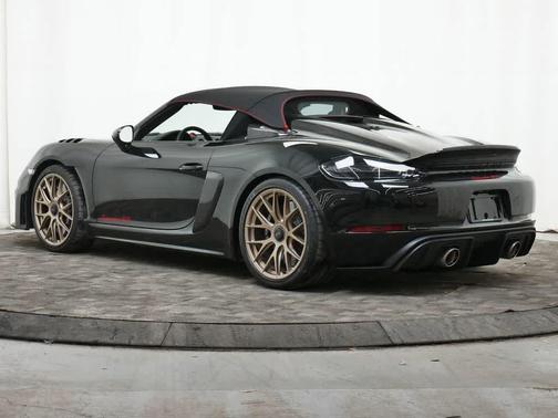 2025 Porsche 718 Spyder RS
