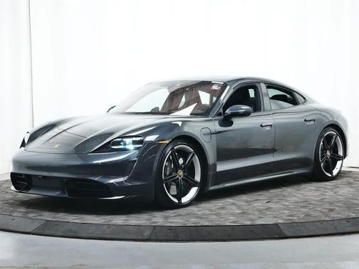 2020 Porsche Taycan Turbo