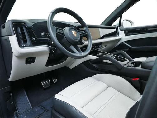 2024 Porsche Cayenne S