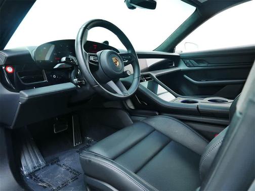 2022 Porsche Taycan GTS